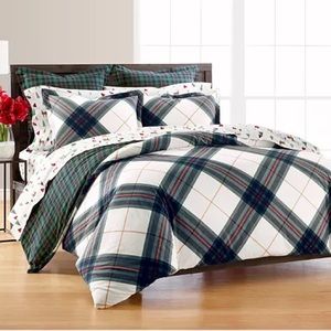 Martha Stewart - Winter Plaid Flannel Queen Duvet Cover & two standard shams